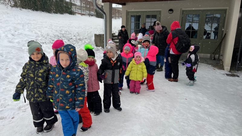 MŠ – VÁNOČNÍ DĚDINA V ROŽNOVĚ POD RADHOŠTĚM