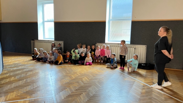 Promítání v kopuli