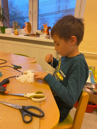 HNĚDÝ LISTOPAD VE ŠD