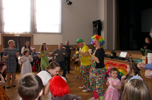 Maškarní ples za námi