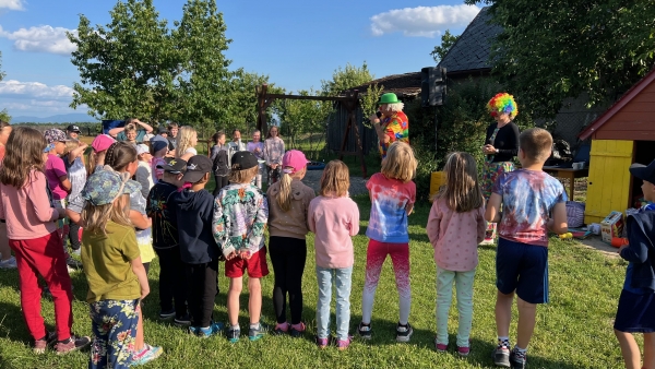 NOČNÍ SPANÍ VE ŠKOLE