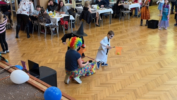 Maškarní ples se vydařil