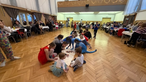 Maškarní ples se vydařil